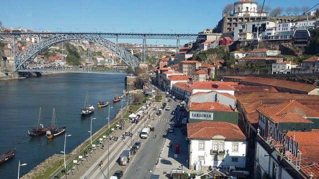 Vlada Kuznietsova i Vitalii Kondrenko, studenci studiów magisterskich z zarządzania PWSTE w Jarosławiu podczas studiów w ramach programu Erasmus+ w Escola Superior de Tecnologias de Fafe - Portugalia