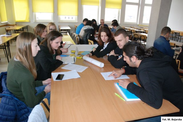 WSPÓLNE ZAJĘCIA STUDENTÓW: POLSKICH I ZAGRANICZNYCH Z PROGRAMU ERASMUS+ 