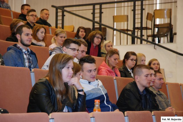 Spotkania organizacyjne Dyrekcji Instytutów PWSTE ze studentami I roku