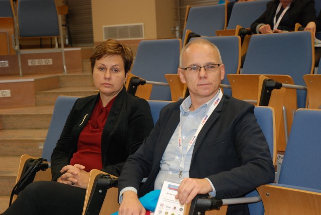 VIII MIĘDZYNARODOWA KONFERENCJA NAUKOWA Gromadzenie i przetwarzanie danych geodezyjnych i gospodarczych