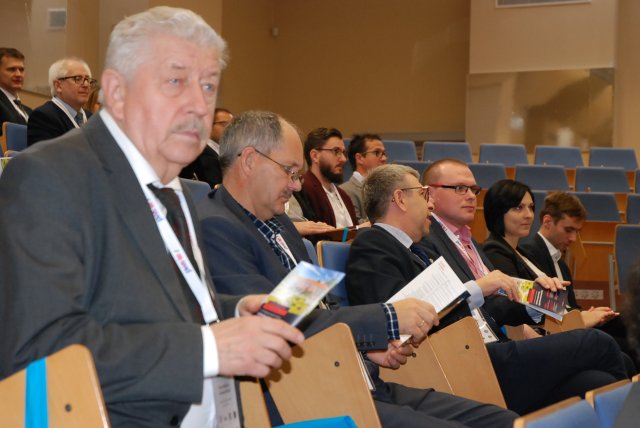 VIII MIĘDZYNARODOWA KONFERENCJA NAUKOWA Gromadzenie i przetwarzanie danych geodezyjnych i gospodarczych