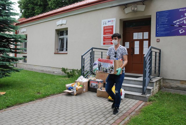 WIZYTA W SCHRONISKU DLA BEZDOMNYCH ZWIERZĄT W ORZECHOWCACH