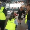 ERASMUSI+ I STUDENCI PWSTE podczas kwesty na Hospicjum-30.04.2022