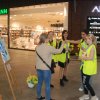 ERASMUSI+ I STUDENCI PWSTE podczas kwesty na Hospicjum-30.04.2022