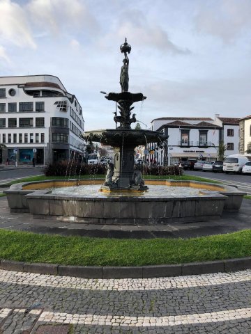 Prezentujemy fotorelację Bohdana Povarennykha, studenta II roku zarządzania PWSTE z Jarosławia, który przebywa na studiach w ramach programu Erasmus+ na University of Azores w Portugalii przez cały rok akademicki 2020/2021 ! ! !