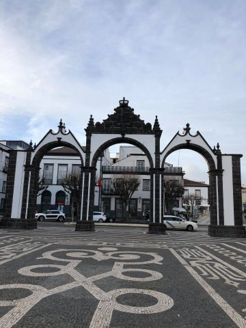 Prezentujemy fotorelację Bohdana Povarennykha, studenta II roku zarządzania PWSTE z Jarosławia, który przebywa na studiach w ramach programu Erasmus+ na University of Azores w Portugalii przez cały rok akademicki 2020/2021 ! ! !