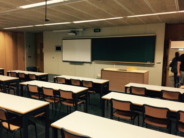 Wrażenia Jakuba Lęcznara, studenta PWSTE z pobytu ze studiów  w ramach Erasmus+ na Politècnica de València w Hiszpanii