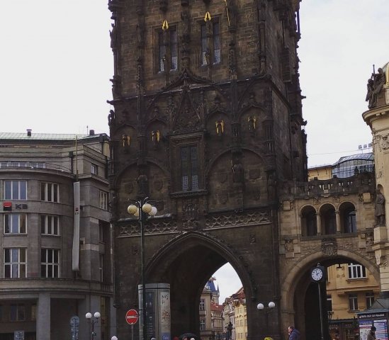 Roman Krasovskyi - student zarządzania PWSTE w Jarosławiu na poziomie magisterskim spędził semestr letni 2019/2020 na czeskim Metropolitan University Prague ! ! !