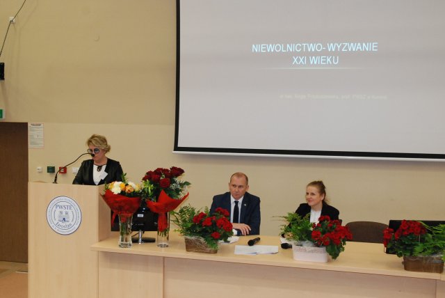 V MIĘDZYNARODOWA KONFERENCJA NAUKOWA „DOBROCZYNNOŚĆ, FILANTROPIA I PRACA SOCJALNA”